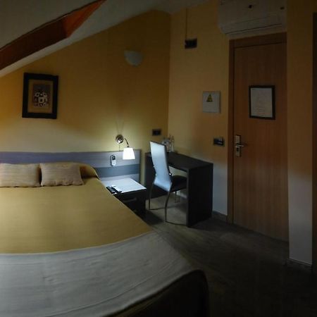 Hostal Dona Juana Ávila Eksteriør bilde